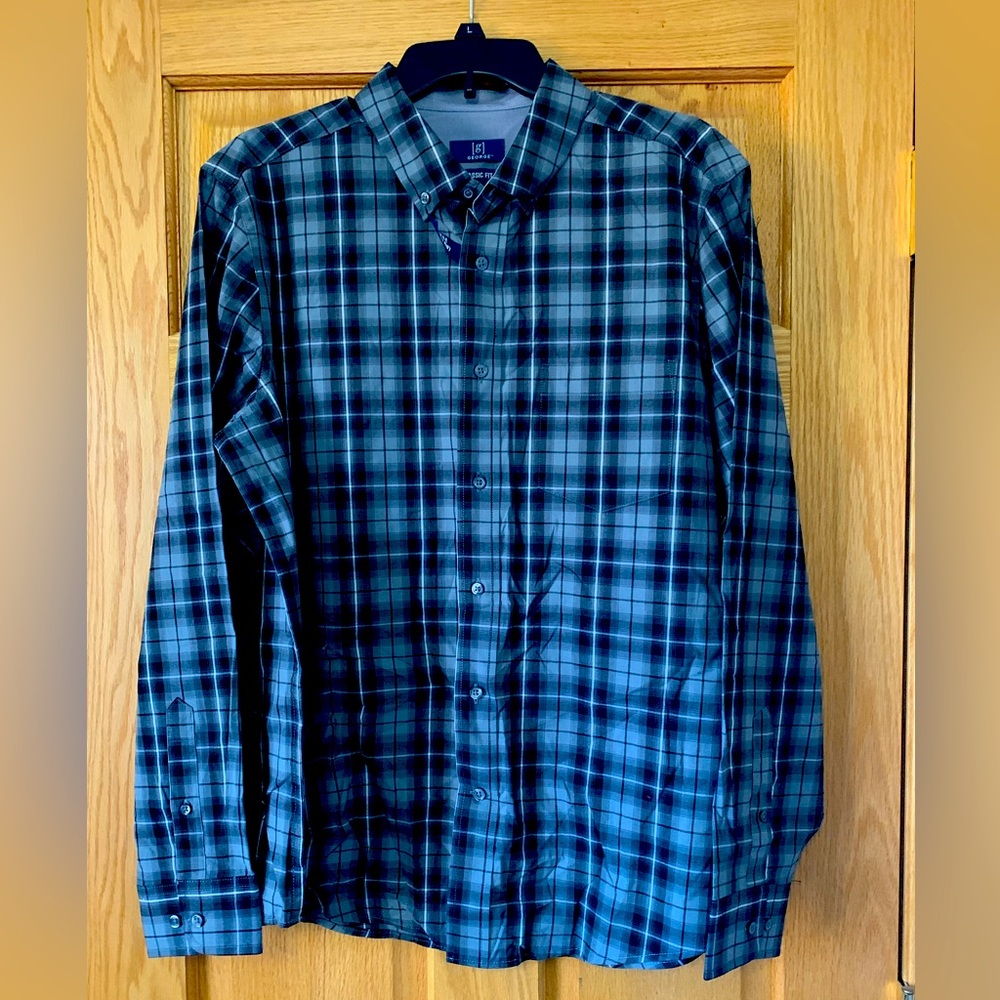 New! Men’s classic fit plaid dress shirt